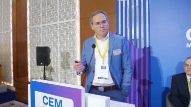 Measurement of the Content of Organic Carbon in Hydrogen